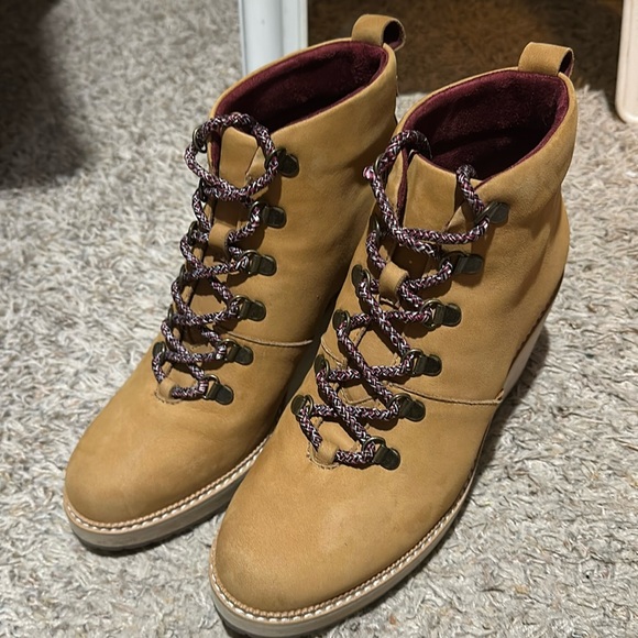 TOMS brown Melrose Wedge Boots - Picture 3 of 9